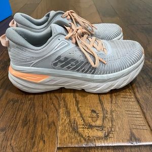 Hokas